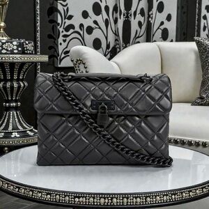 Kurt Geiger London Medium Brixton Lock Quilted Bag – Black on Black